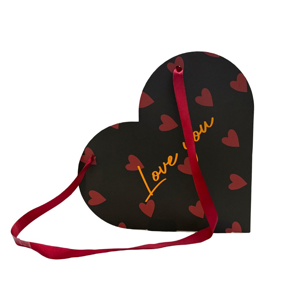 Love You Heart-Print Heart-Shaped Cardboard Flower Bag - Image 2