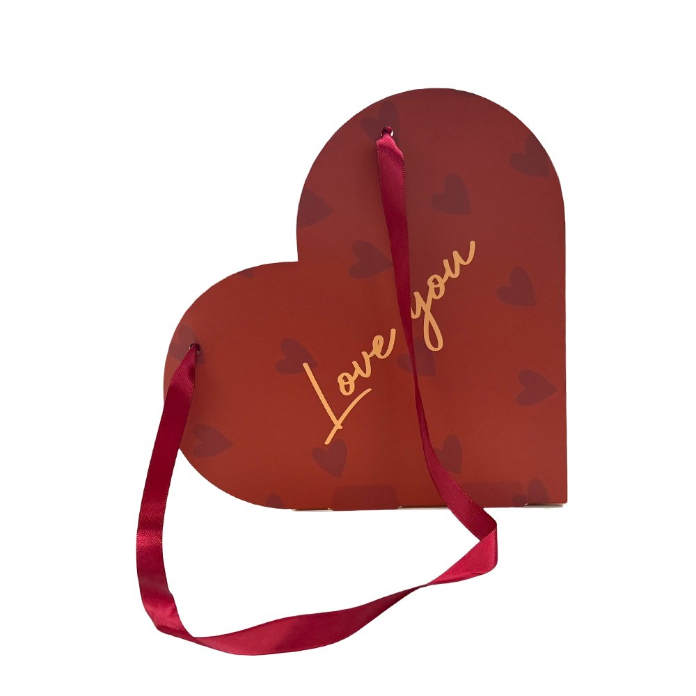 Love You Heart-Print Heart-Shaped Cardboard Flower Bag